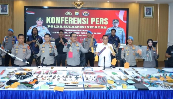 Kapolda Sulsel Pimpin Konferensi Pers, Ratusan Pelaku Kejahatan Jalanan Berhasil Diungkap