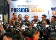 Buku ‘Presiden Solusi’ Catat 108 Kebijakan Prabowo, Qodari Sebut “Bapak Transformasi Bangsa”