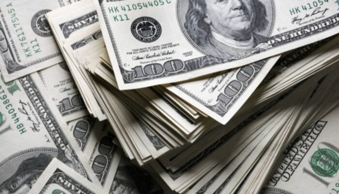 Meski Data Ekonomi Membaik, Rupiah Masih Tersungkur ke Rp17.914 per Dolar AS