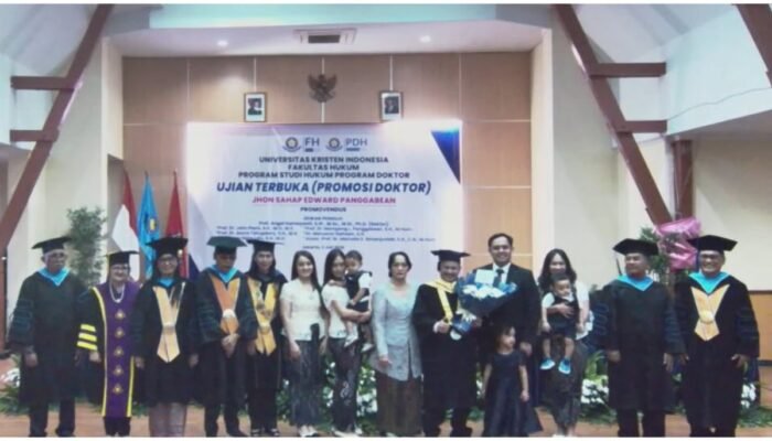 Jhon S.E. Panggabean Raih Gelar Doktor Ilmu Hukum UKI, Usulkan Penguatan Hak Pendampingan Advokat bagi Saksi dan Tersangka