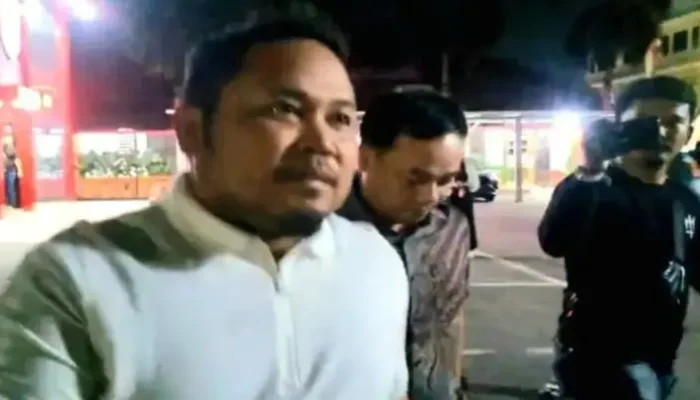 Ketua Kadin Gowa Dijemput Polisi Usai Pulang dari Luar Negeri