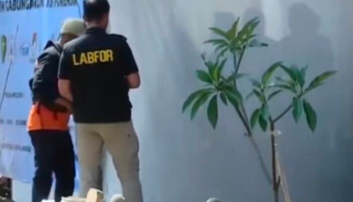 Makam Sutrimo Penjaga Rumah Eks Jampidsus FA Dibongkar, Polisi Gelar Ekshumasi
