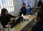 Semarak Anniversary ke-76, SMAN 1 Makassar Gandeng Imigrasi Makassar Hadirkan Layanan Pasporia