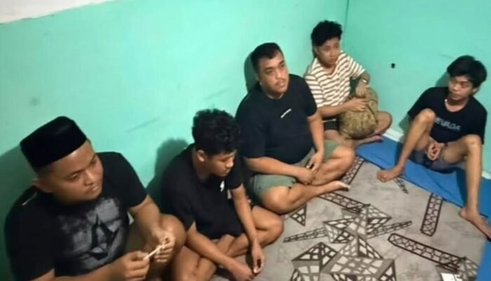 Ngeri! Jual iPhone di Facebook Jadi Kedok Passobis, 6 Pria Ditangkap Polda Sulsel di Parepare