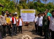 Bupati Takalar Daeng Manye Letakkan Batu Pertama Kantor Kecamatan Tanakeke