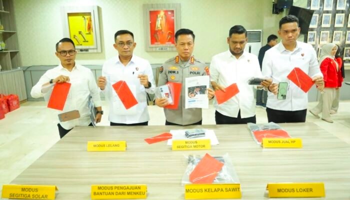 Polda Sulsel Bongkar 11 Modus Penipuan Online, 22 Tersangka Dibekuk dan Kerugian Capai Rp1,17 Miliar