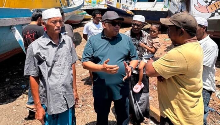 Bupati Daeng Manye Berdialog dengan Nelayan Patorani, Dorong Kemudahan dan Penguatan Ekonomi Takalar