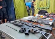 Empat Anggota OPM Tewas dalam Kontak Tembak dengan TNI di Intan Jaya, Senpi hingga Bendera Bintang Kejora Disita