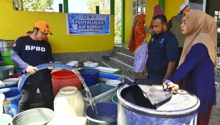 Kekeringan Hantam Kota Makassar! Pemprov Sulsel Salurkan 403 Ribu Liter Air Bersih untuk 13.235 Jiwa