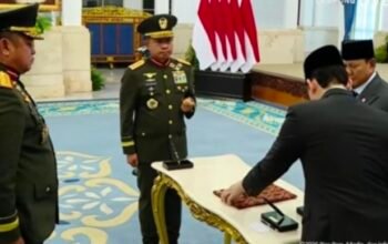Presiden Prabowo Lantik Maruli Simanjuntak sebagai Wakil Panglima TNI dan Tandyo Budi Revita Jadi KSAD