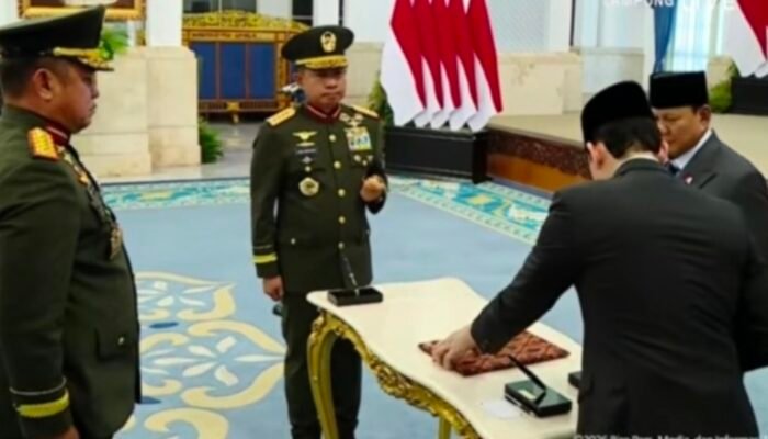 Presiden Prabowo Lantik Maruli Simanjuntak sebagai Wakil Panglima TNI dan Tandyo Budi Revita Jadi KSAD