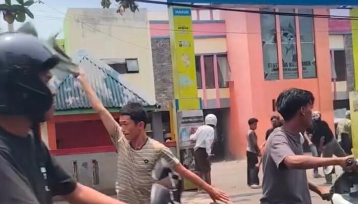 Tawuran Berdarah di Makassar, Pemuda 22 Tahun Tewas Ditebas, Penyerangan Picu Kerusakan
