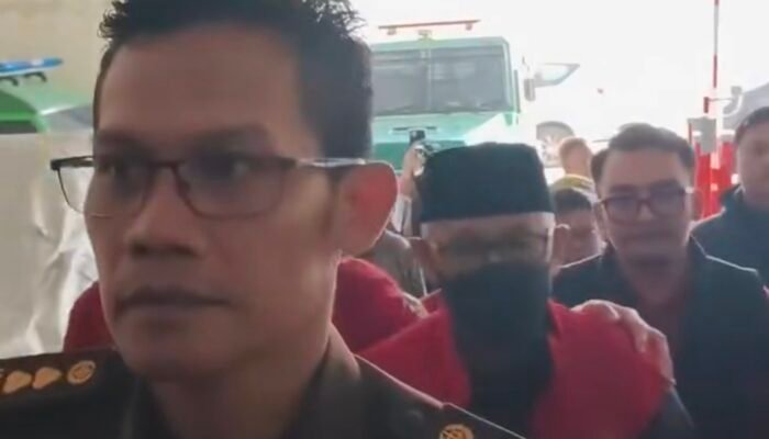 Kejati Jabar Tahan Eks Wakil Bupati Indramayu dalam Kasus Korupsi Tunjangan DPRD