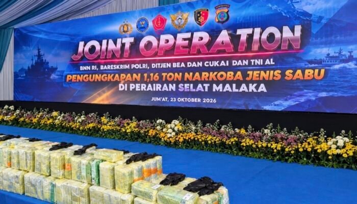 Konferensi Pers! Operasi Gabungan Ungkap 1,16 Ton Narkotika Ketamine di Selat Malaka, Delapan Orang Diamankan