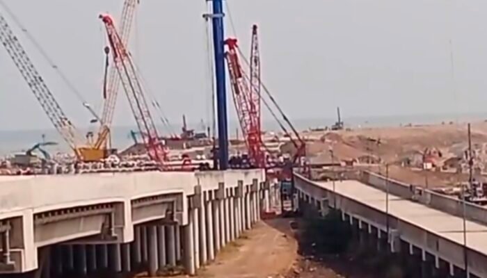 Menteri PU Dody Hanggodo Pantau Tol Semarang-Demak, Progres Tembus 79,2 Persen