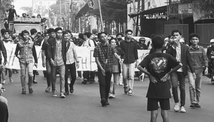 Peringati Sumpah Pemuda, HMI Hukum 45 Bosowa Makassar Turun ke Jalan, Desak Penegakan Hukum Tanpa Intervensi