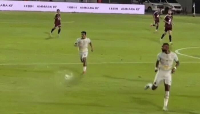 PSM Makassar Didenda Rp30 Juta oleh Komdis PSSI Akibat Suporter Lempar Botol ke Lapangan