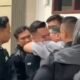 Sujud Syukur Usai Divonis 4,5 Tahun Penjara, Eks Polisi Terdakwa Rudapaksa Remaja di Jambi Disambut Tangis Keluarga